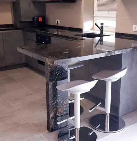Studio Holiday 4u Апартаменти Брашов